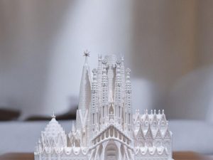 Sagrada Familia 3D Modell – Architektur Deko | Gaudí inspiriertes Miniatur Bauwerk | 3D-Druck Geschenk | FDM | 150x180x146 mm